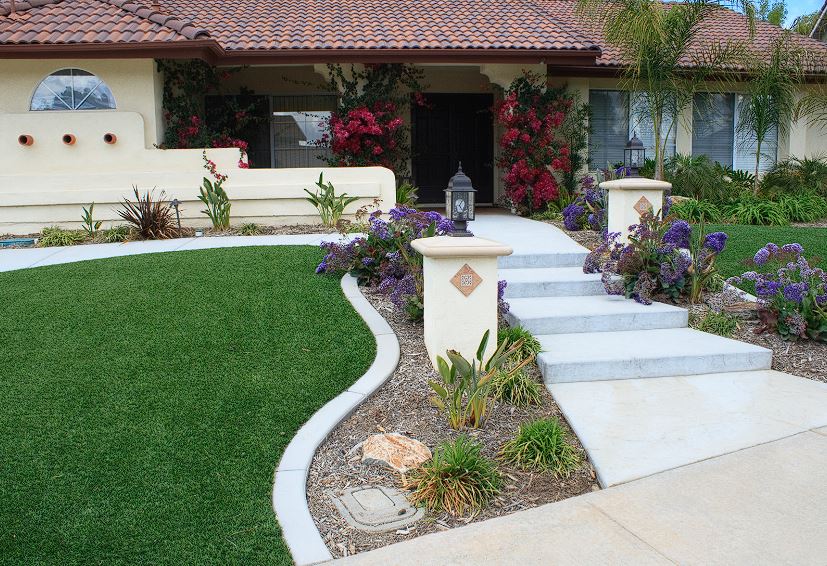 FrontHouse-Artificial-Grass-In-Mesa-AZ