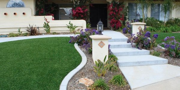 FrontHouse-Artificial-Grass-In-Mesa-AZ